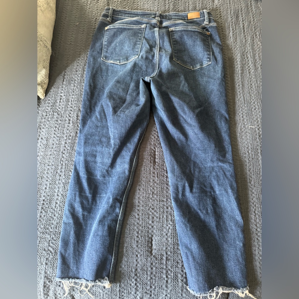 Judy Blue Cropped Jeans - Picture 2 of 3